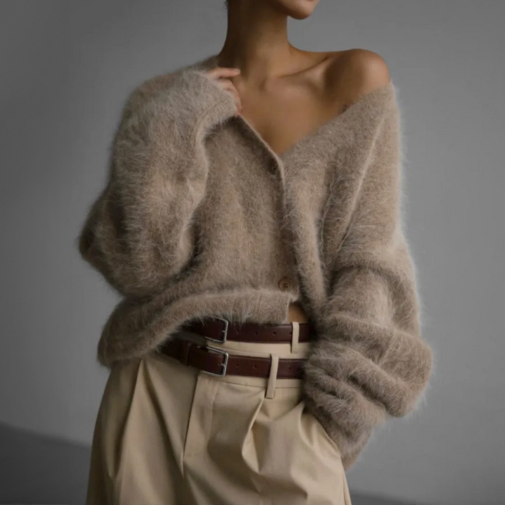 Women's - Oversized Cardigan - Soft Mohair - Button Closure - Cosy Chic Knitwear for Everyday Style