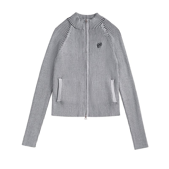 Women's ribbed knit cardigan with grunge accents and zip fastener