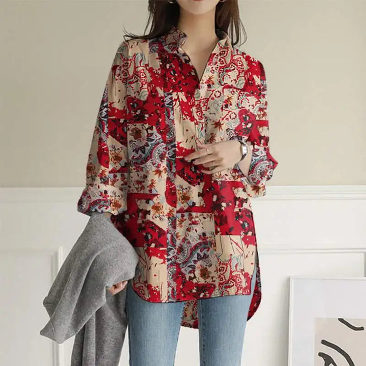 Blouse with vintage print