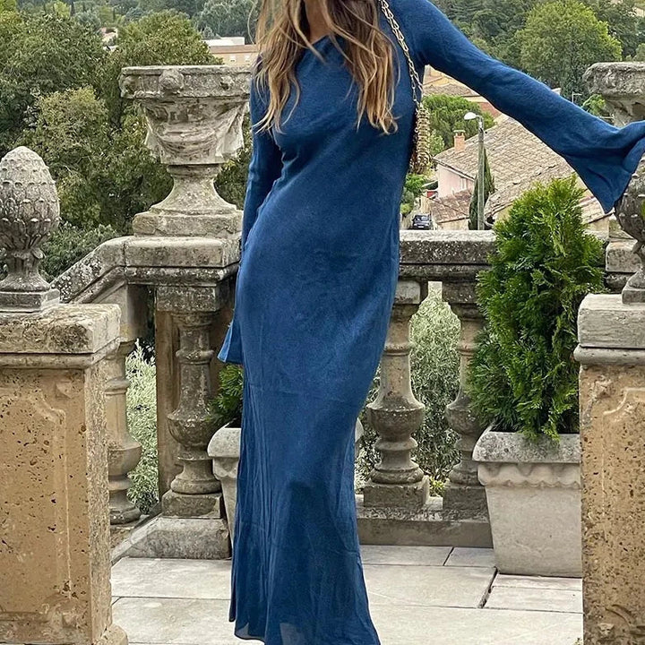 Long-sleeved maxi dress with trumpet