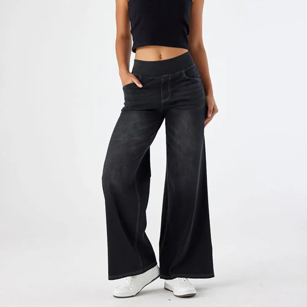 Women's - Wide Leg Jeans - Comfortable Denim - Trendy Casual Style - Ideal for Everyday Fashion