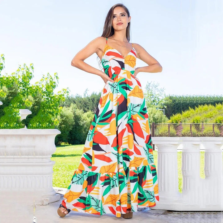 Maxi dress with tropical pattern