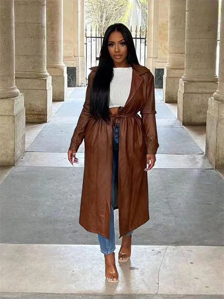 Chic coat with waist belt