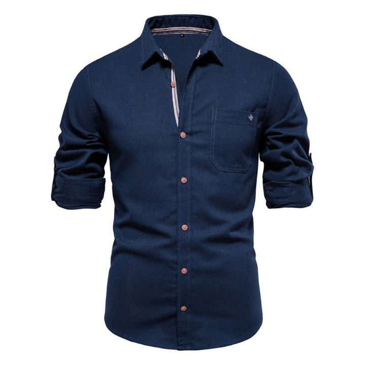 Slim fit shirt with button placket