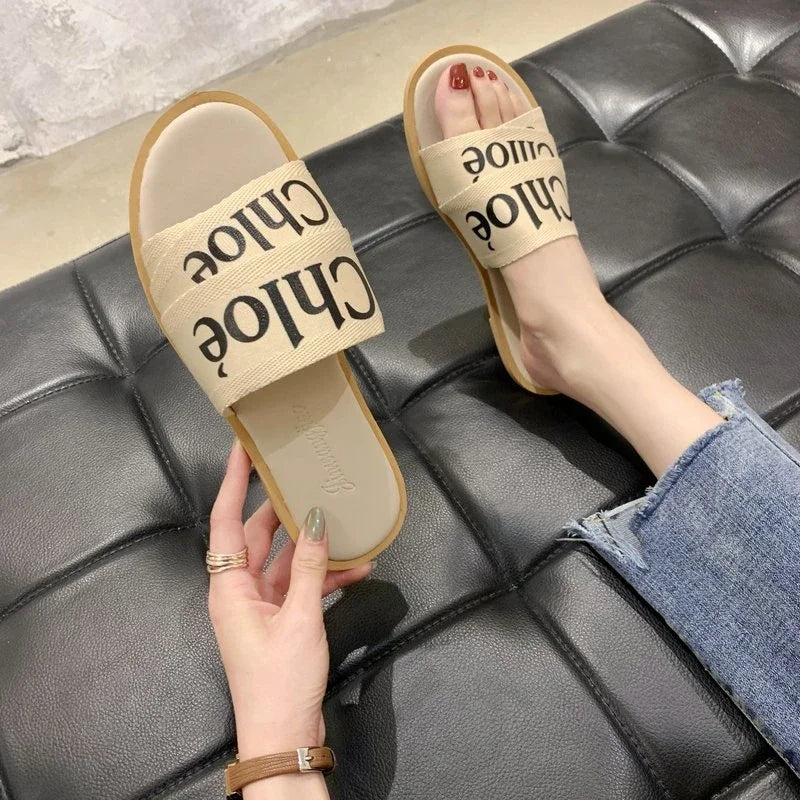 Fashion sandals