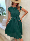 Dress - a timeless beauty with a waist-accentuating belt