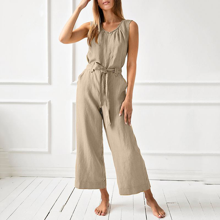 Casual jumpsuit with wide legs