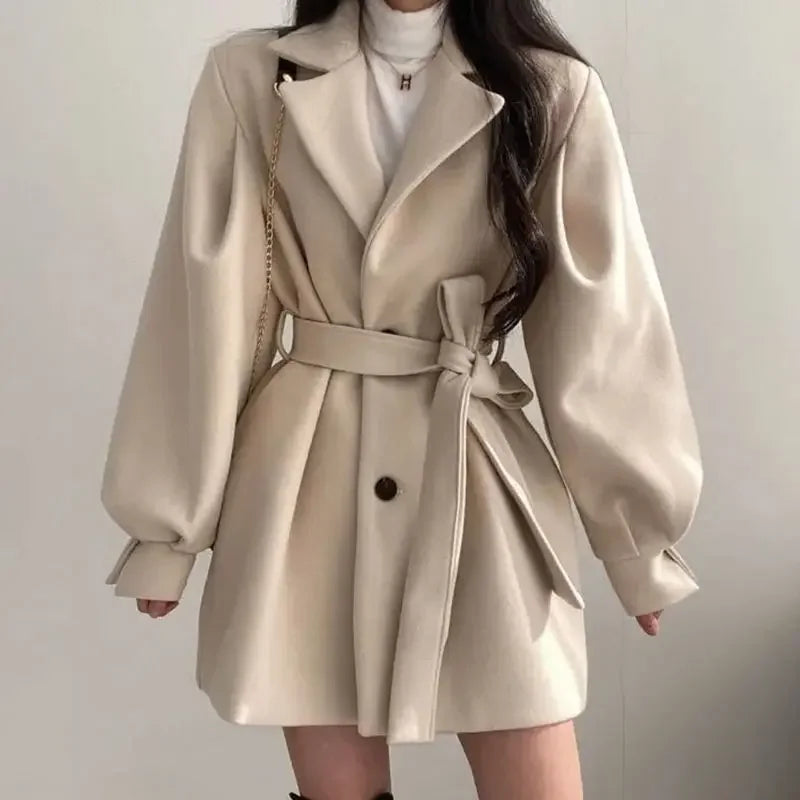 Women's - Trench Coat with Belt - Oversized Cut - Stylish & Elegant Design