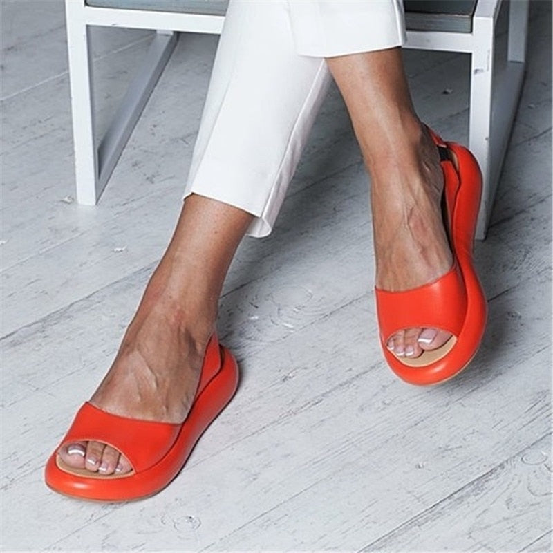 Fashionable women's sandals