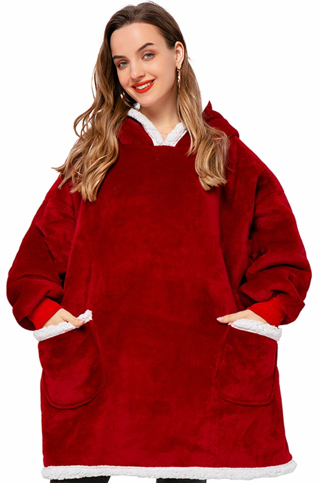 Ladies' fluffy fleece blanket with sleeves