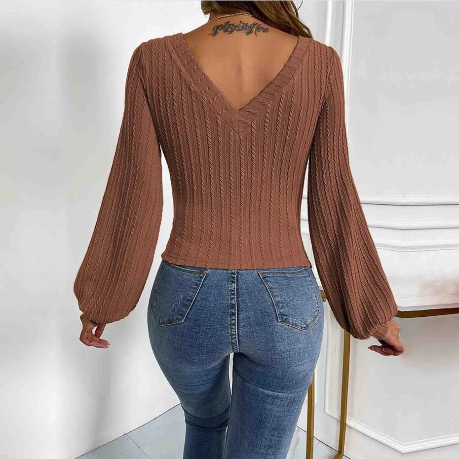 Women's fashionable knitted tops with long sleeves and V-neckline