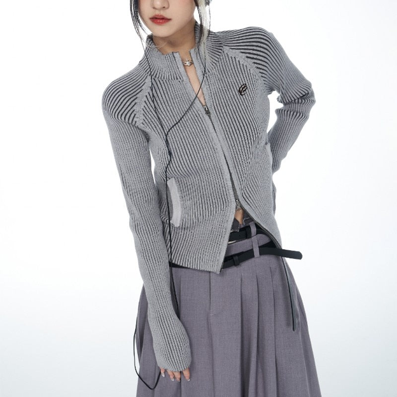 Women's ribbed knit cardigan with grunge accents and zip fastener