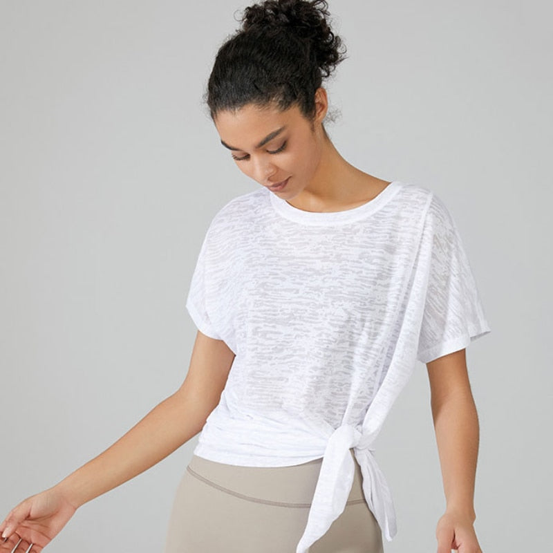 Yoga sports top with stylish knot binding