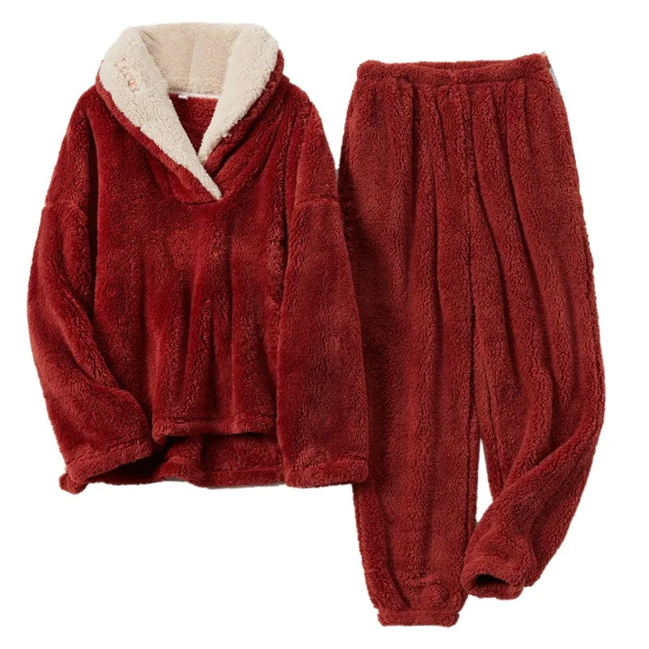 Cosy women's fleece pyjama set