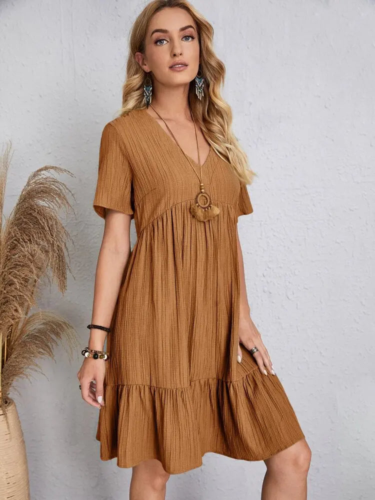 Airy dress with V-neckline