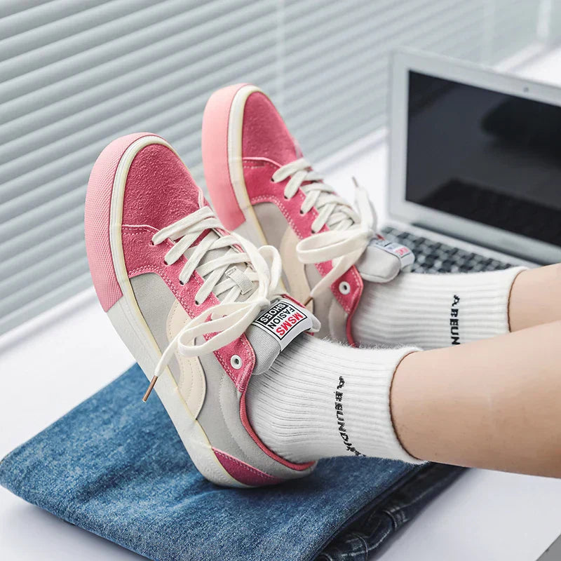 Women's - Versatile Sneakers - Stylish and Comfortable - Trendy Casual Footwear for Everyday Wear