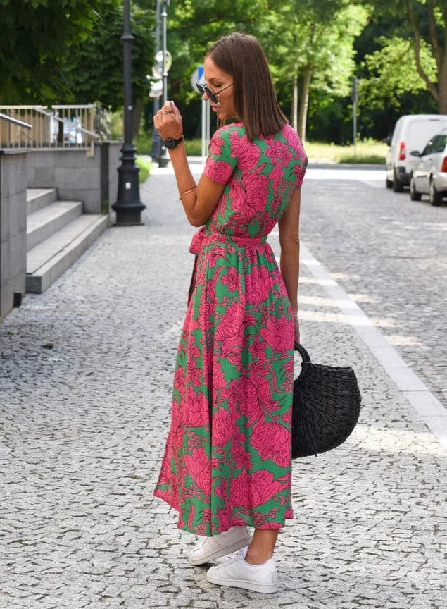 Women's - Elegant Dress - Comfortable Fabric - Perfect for Any Occasion
