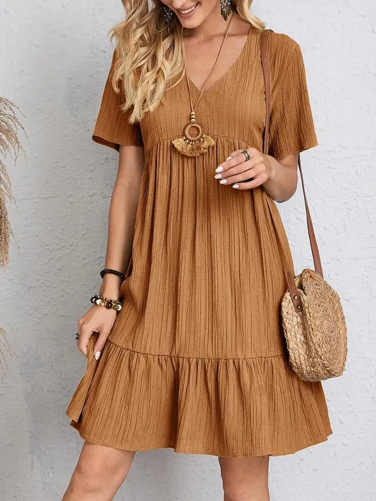 Airy dress with V-neckline