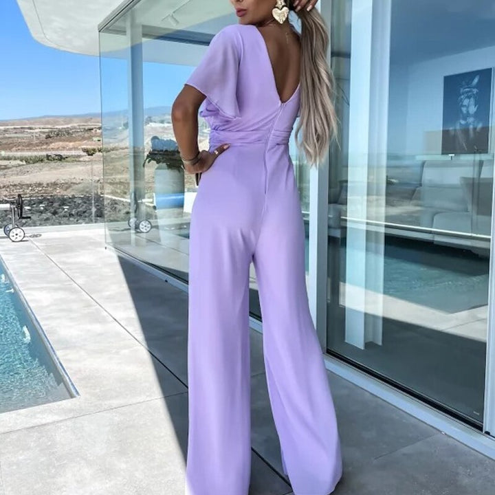 Elegant jumpsuit with wide leg