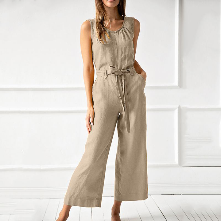 Casual jumpsuit with wide leg