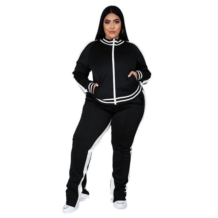 Cosy complete outfit: plus-size sweatshirt and jogging bottoms in a set