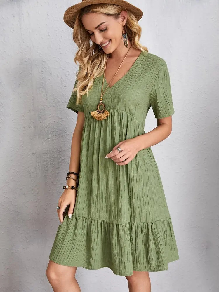 Airy dress with V-neckline