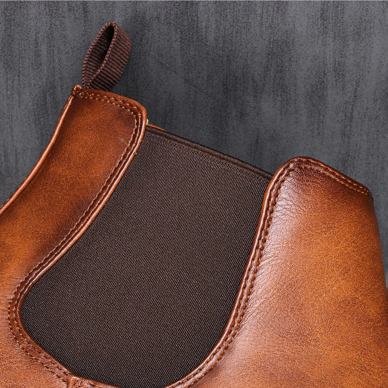 Men's - Timeless Chelsea Boots - Durable Leather - Classic Style - Minimalist design - Stylish Footwear