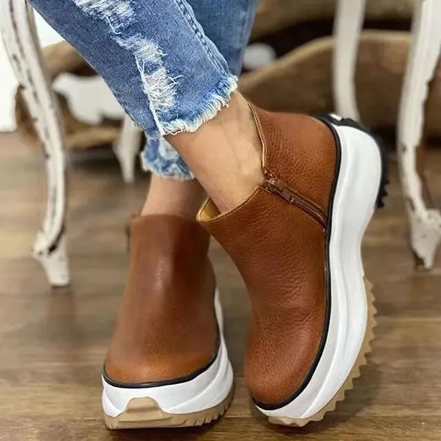 Fashion trainers for women