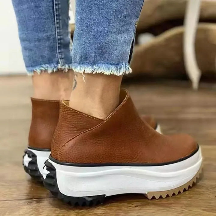 Fashion trainers for women