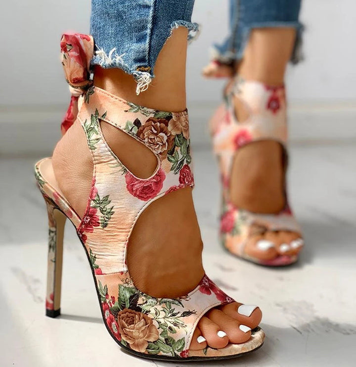 Women's - Stylish Buckle Me In Heel Sandal - Elegant Design - Comfortable Fit - Trendy Summer Footwear