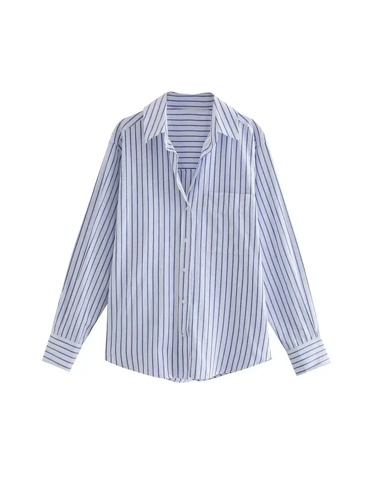 Striped, loose-fitting women's shirt: long-sleeved button blouse with pocket