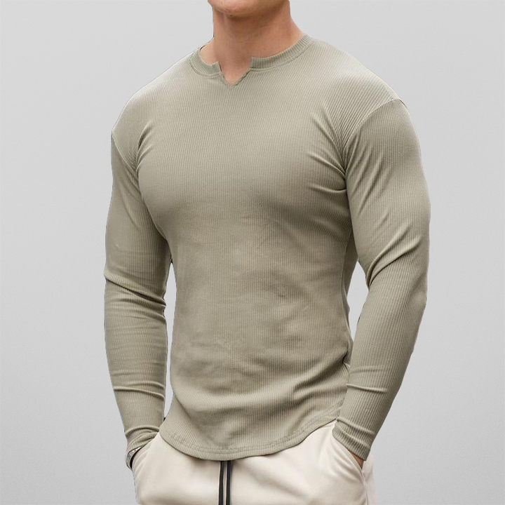 Muscle fit shirt