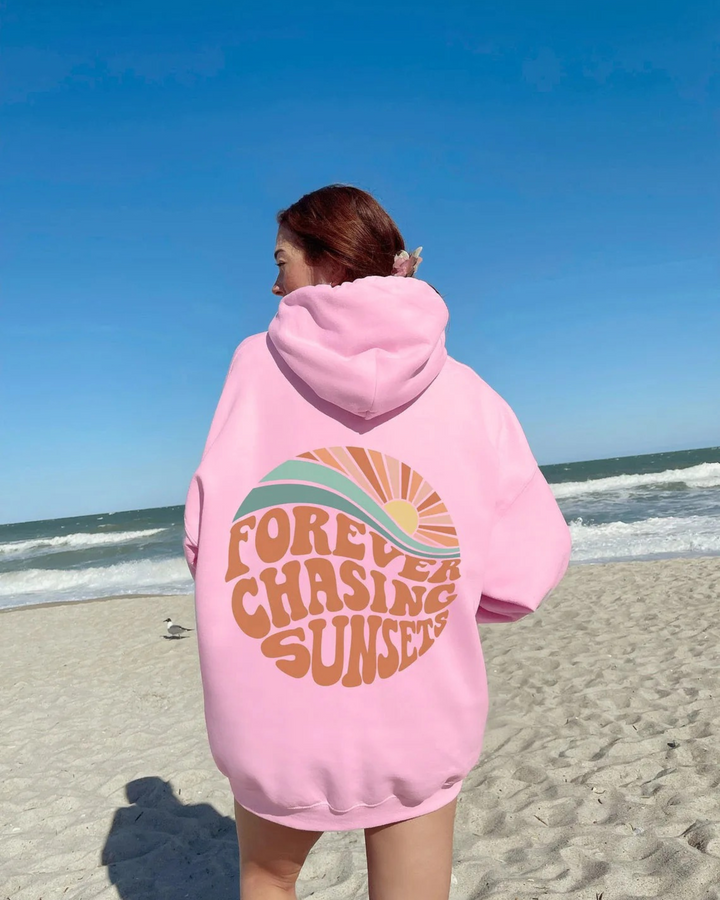 Stylish hoodie "Forever on the hunt for sunsets"