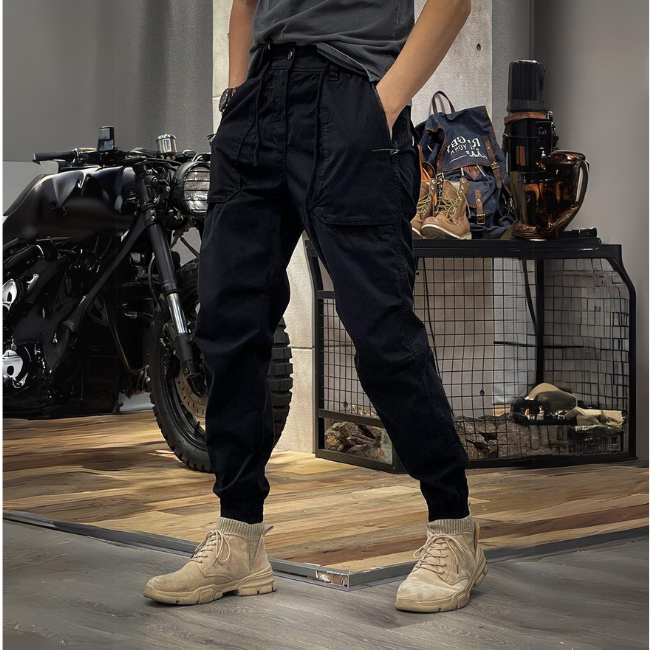 Stretchy cargo trousers