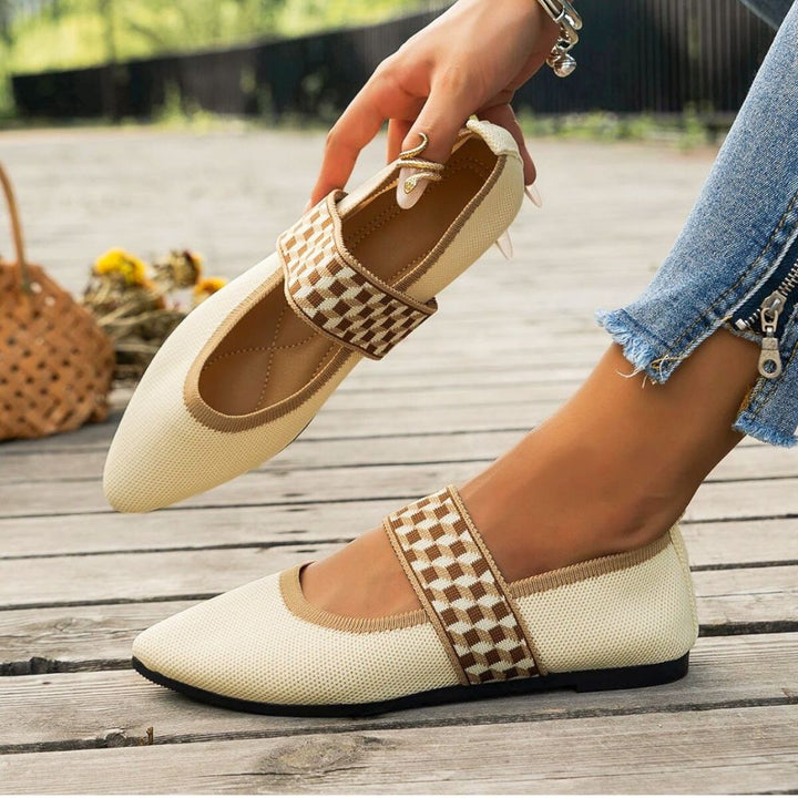 Casual ballerina shoes