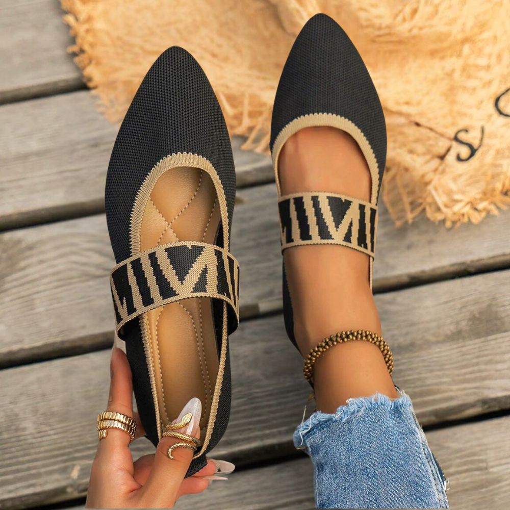 Casual ballerina shoes