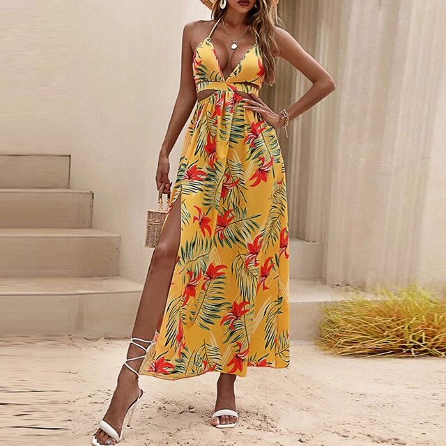 Maxi dress with floral pattern