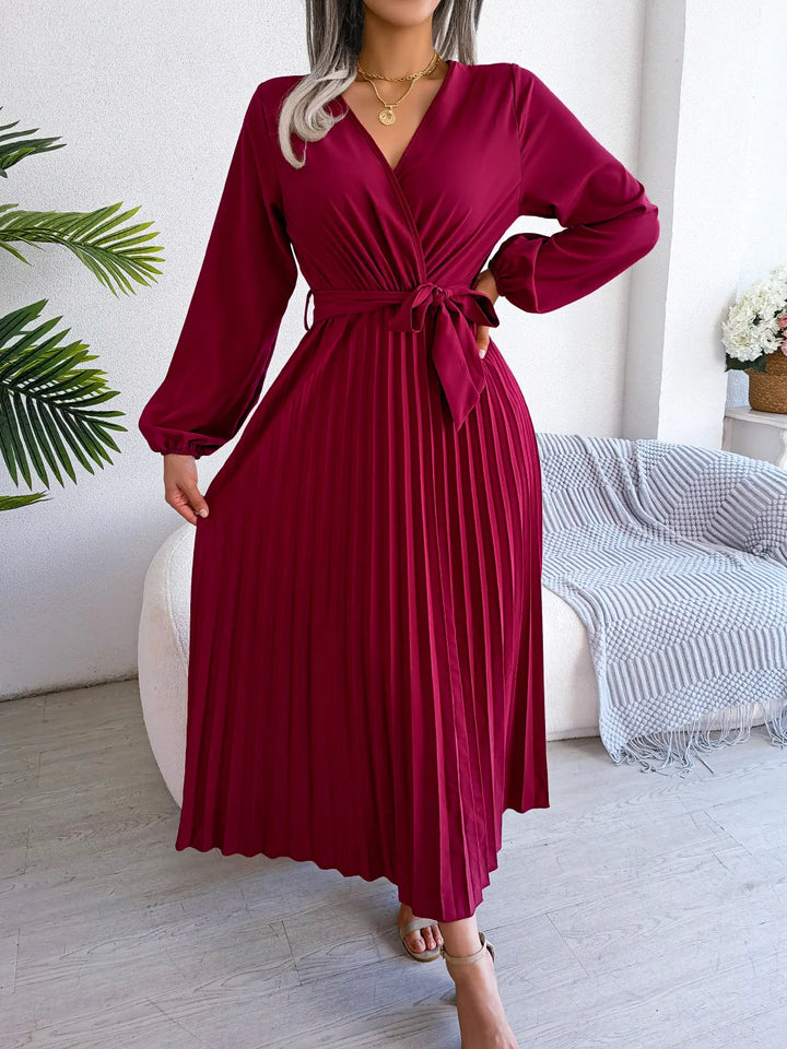 Ladies V-neck pleated maxi dress long sleeve