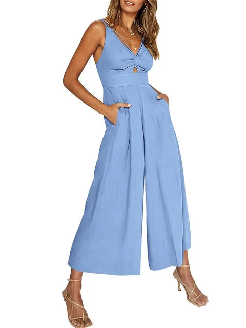 Elegant sleeveless jumpsuit with wide leg