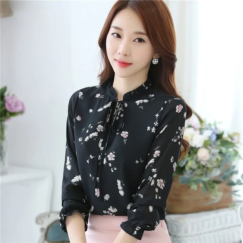 Chiffon blouse with floral pattern and bow collar