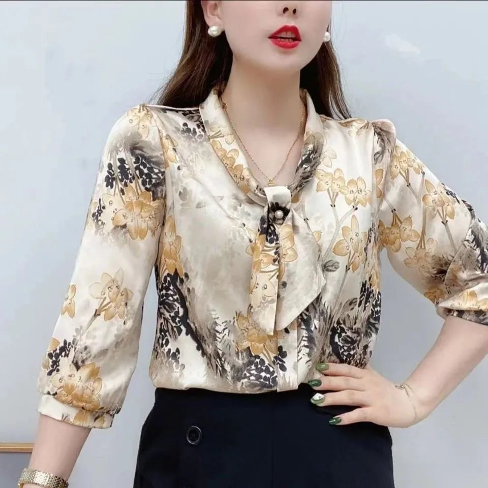 Chiffon blouse with half sleeves