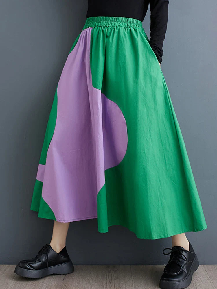 Irregular patchwork skirt in contrasting colour