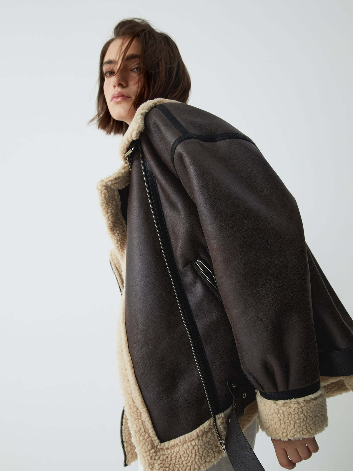 Women's - Classic Faux Fur Leather Jacket - Stylish & Cozy Outerwear