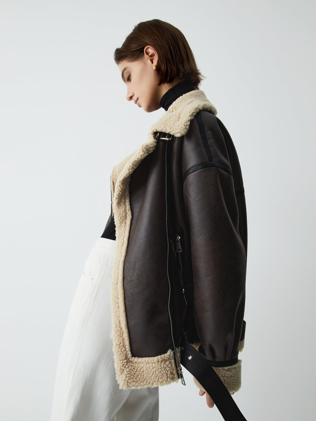 Women's - Classic Faux Fur Leather Jacket - Stylish & Cozy Outerwear