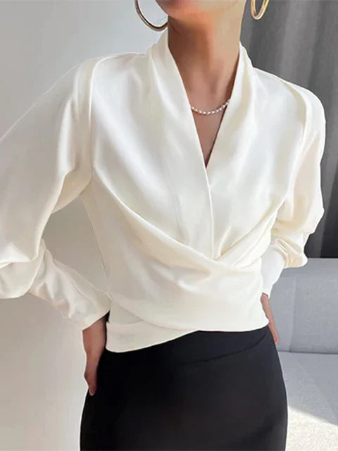 Women's blouses with V-neck and puff sleeves