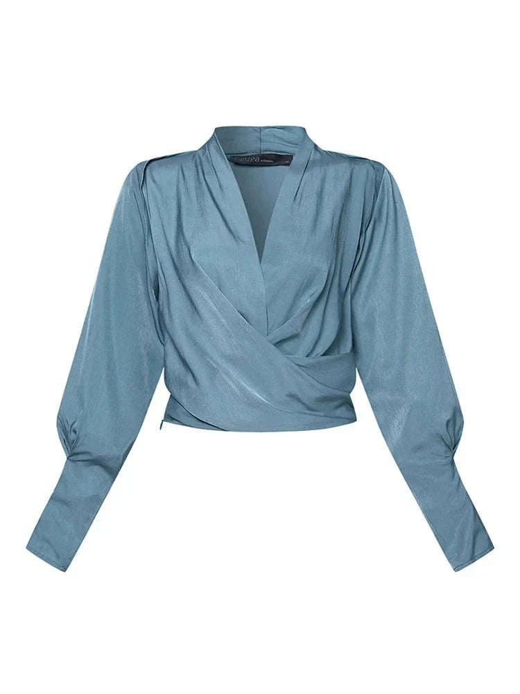 Women's blouses with V-neck and puff sleeves