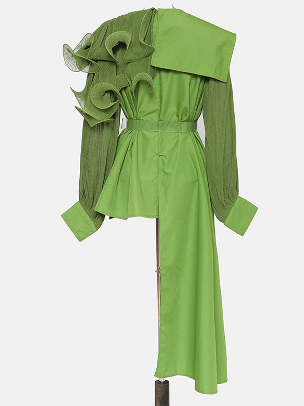 Elegant asymmetric ruffled dress in green