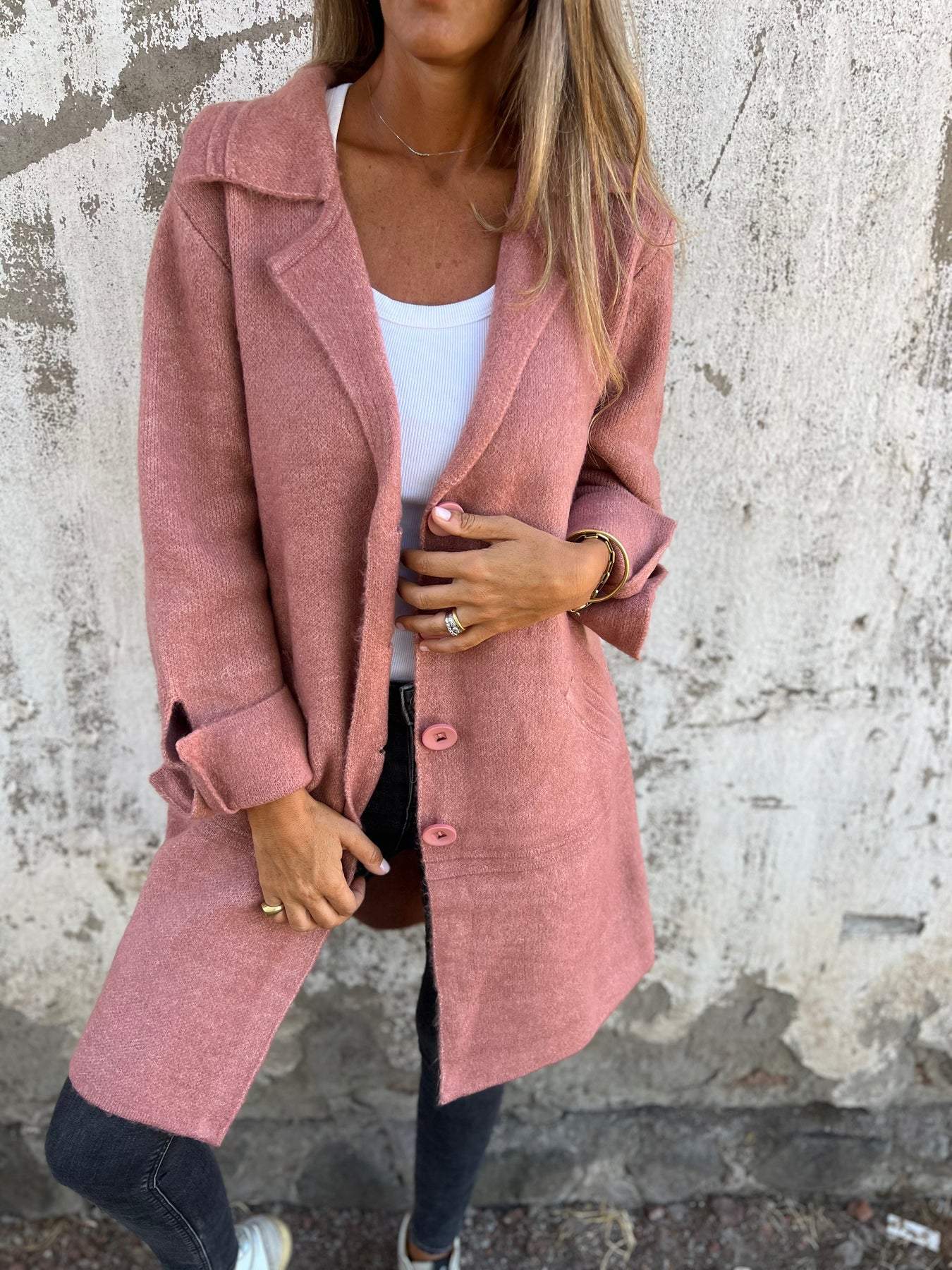 Women's - Casual Long Coat with Cuffs - Cotton - Stylish & Comfortable Outerwear