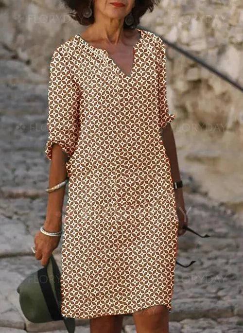 Women's - Loose Casual Dress - Lightweight & Comfortable Fabric - Ideal for Everyday Style