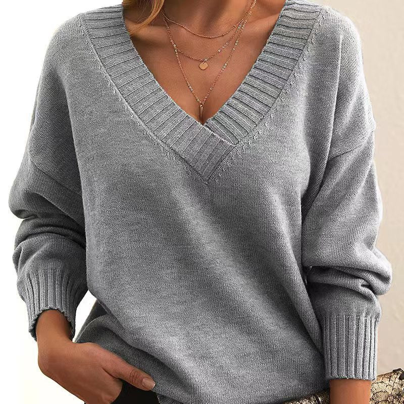 Women's - Stylish Soft Sweater - Cozy Knit Material for Everyday Wear